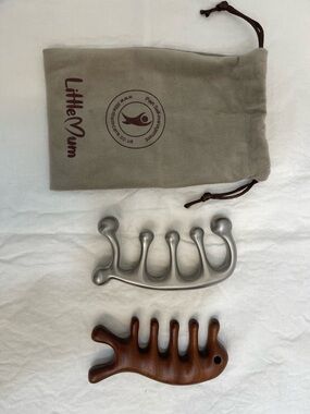 LittleMum Claw Deep Tissue Massage Tool NWOT + Bonus Wooden Massager